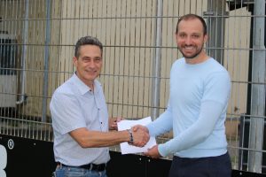 Axitour Communication Solutions nieuwe shirt- en hoofdsponsor 2