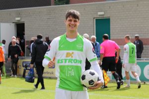 𝗜𝘃𝗼 𝗠𝗼𝗹 (𝗢𝟭𝟵) 𝗺𝗮𝗮𝗸𝘁 𝗱𝗲𝗯𝘂𝘂𝘁 𝗶𝗻 𝗦𝗽𝗶𝗷𝗸𝗲𝗻𝗶𝘀𝘀𝗲 𝟭 3