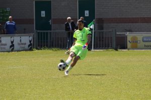Goede eerste, maar dramatische tweede helft tegen Oranje Wit 2