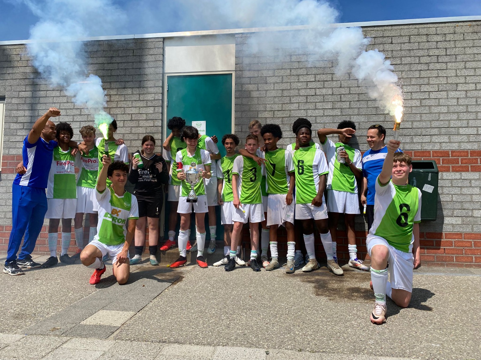 JO15-2 kampioen na zwaarbevochten zege!