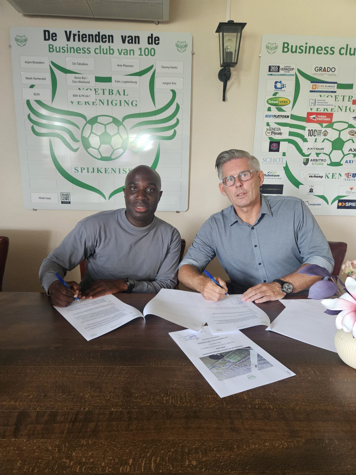 Maxwell Abubakar nieuwe trainer-coach JO15-1