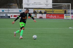 SHO en Spijkenisse maken reclame voor voetbal: 4-4 5