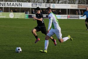 Spijkenisse in slijtageslag langs Jodan Boys 1