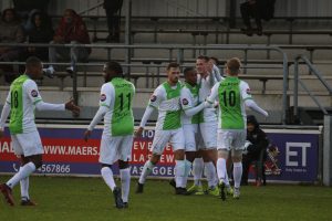 Spijkenisse in slijtageslag langs Jodan Boys 4