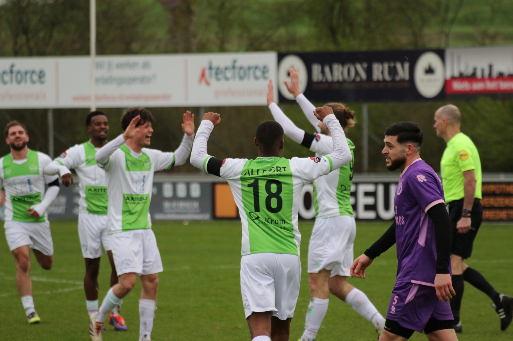 Spijkenisse legt SC Kruisland over de knie