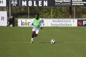 Spijkenisse pakt volle buit tegen hekkensluiter Sliedrecht