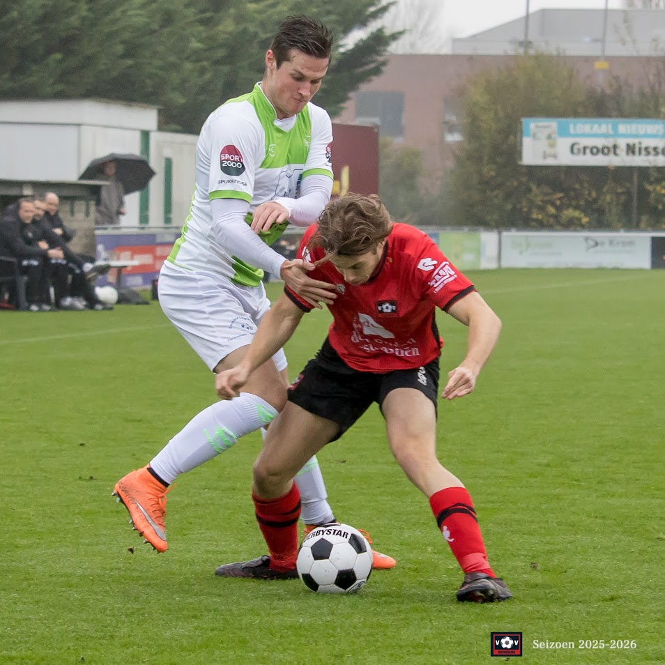 Spijkenisse verliest nipt in slotfase bij Nieuwerkerk