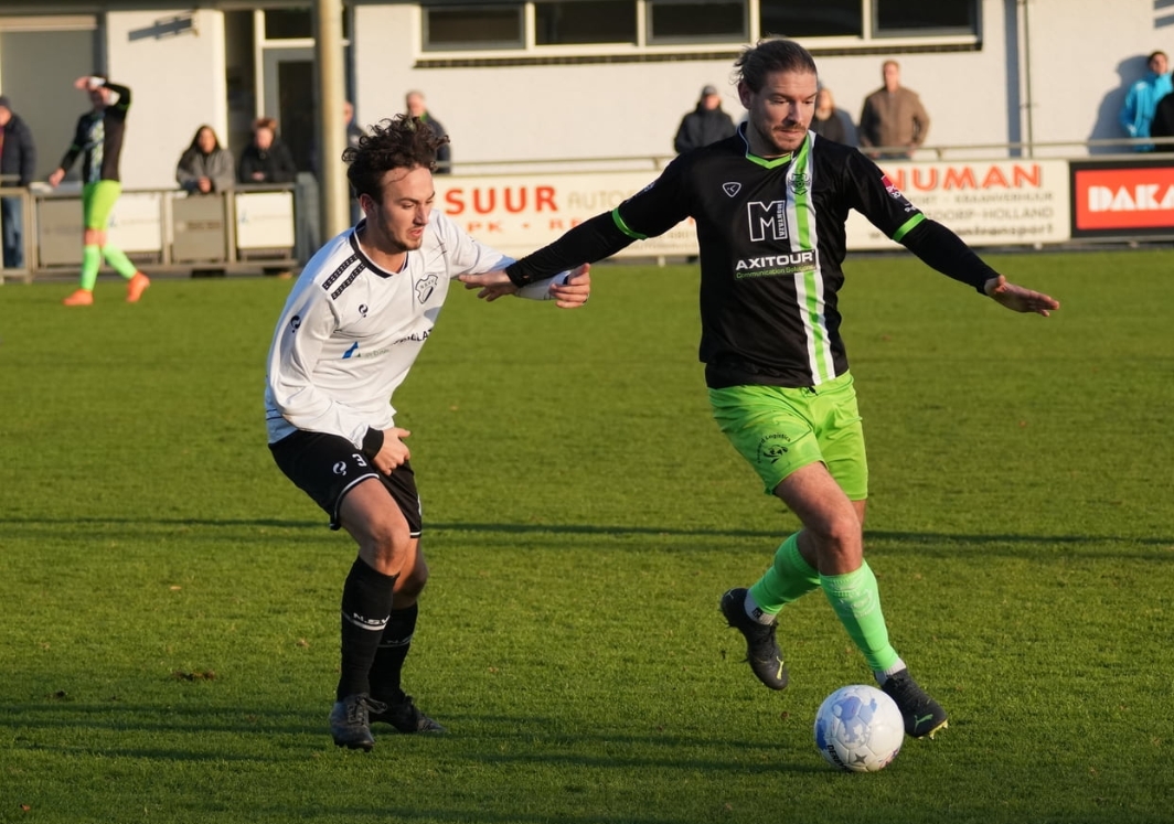 Spijkenisse vecht zich langs stug NSVV