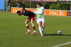Spijkenisse wint lastige wedstrijd van Papendrecht 2