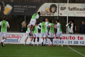 Spijkenisse zet angstgegner Heinenoord opzij