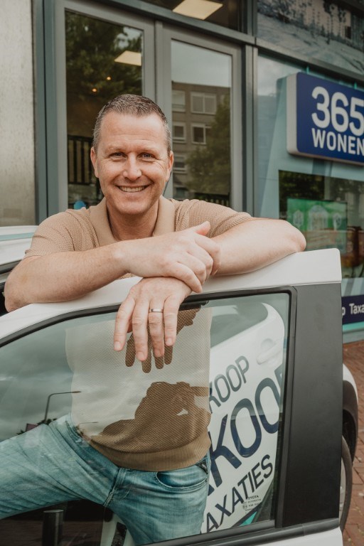 Stefan Bohne draagt stokje over binnen sponsorcommissie