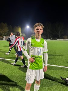 Thom Recourt (O19) maakt debuut in het vlaggenschip