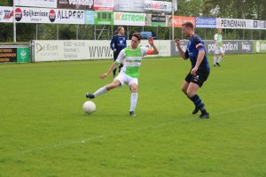 Twee wervelt langs De Jonge Spartaan 2