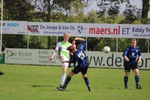 Twee wervelt langs De Jonge Spartaan 5