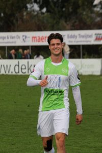 Zevenklapper op Jaap Riedijk na voetbalshow 6